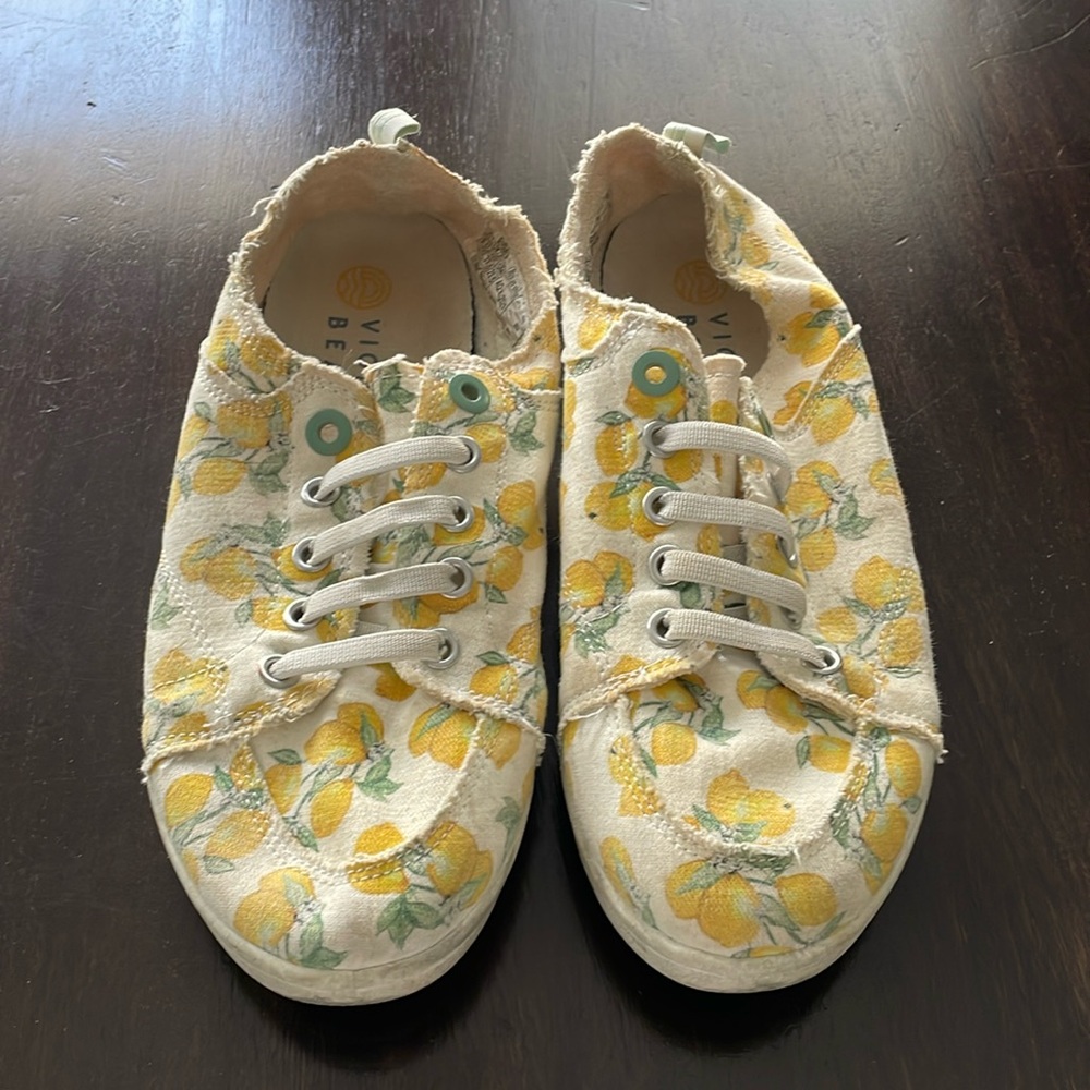 Vionic Women's Pismo Sneaker Yellow, Size 6.5